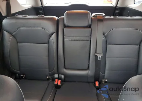 2015 Mercedes-Benz Ml 350 4Matic z USA, uszkodzony, nr VIN 4JGDA5HB7FA474074